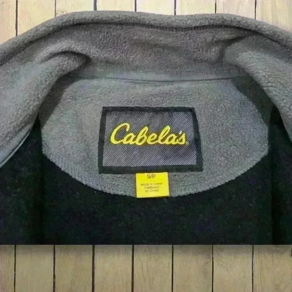 CABELAS FLEECE - Picture 2 of 4